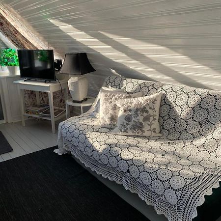 Ferienwohnung Fin Laegenhet I Hjaertat Av Moelle Exterior foto